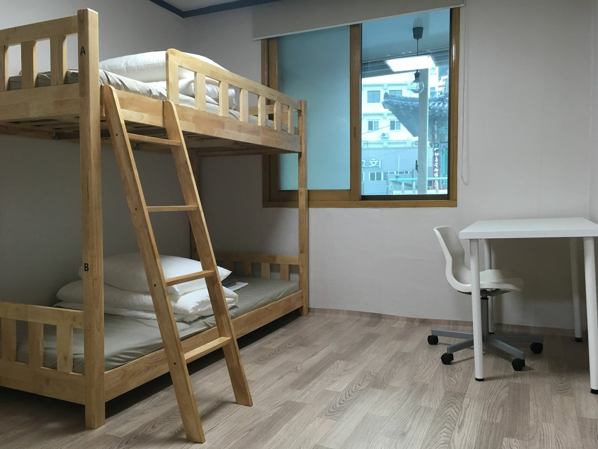 Busan Backpackers Bagian luar foto